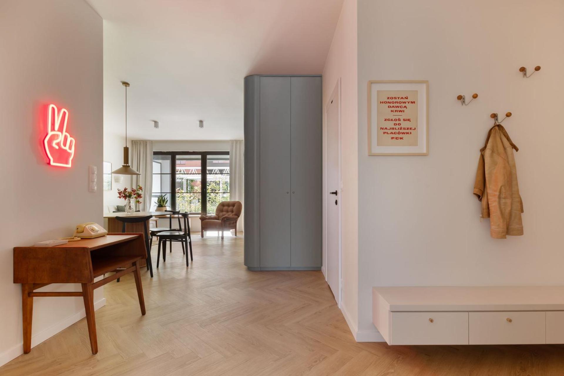Solidarnosc Three Bedrooms & Garden Apartment Danzig